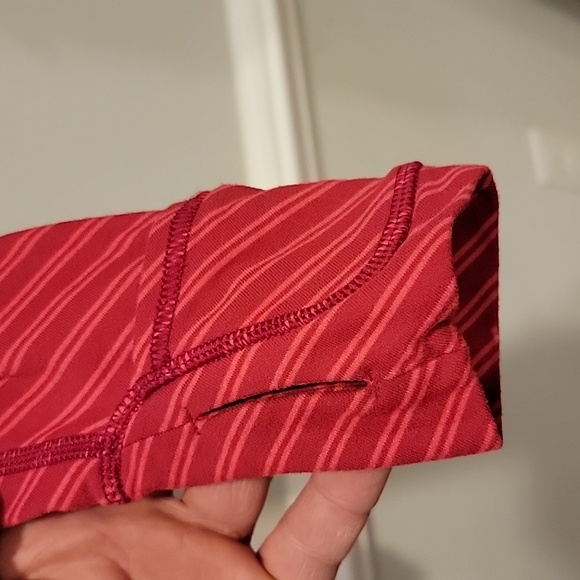 Lululemon Think Fast Pullover - Picture 7 of 7